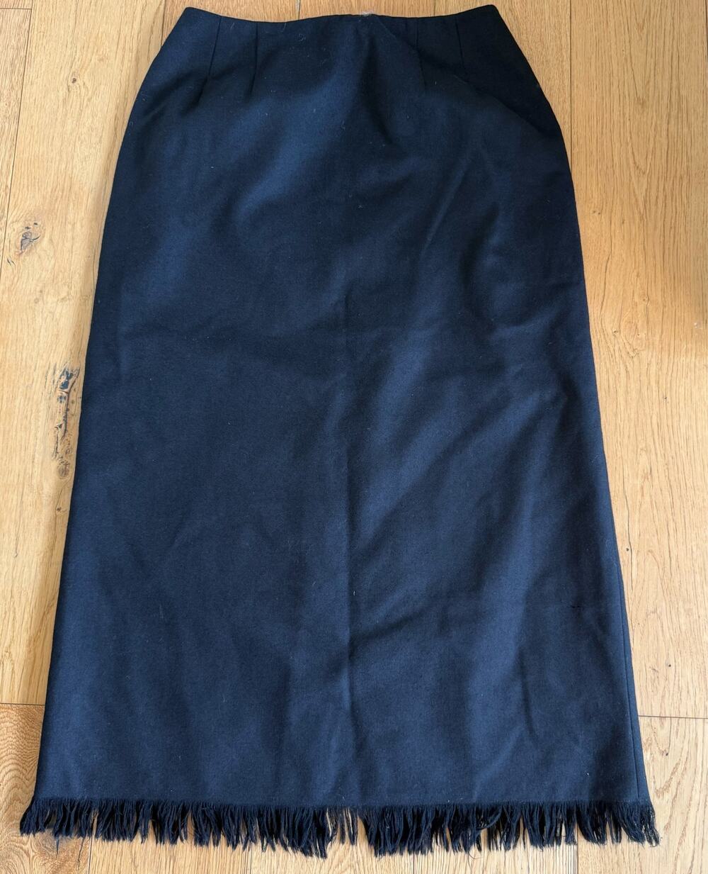 Harvé Benard Sport Vintage Black Wool Maxi Skirt Fringe Hem Size 10